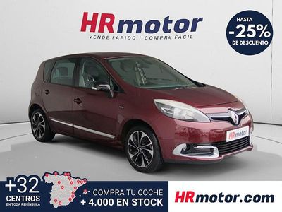 Usado Renault Scénic III Bose Edition 140 CV (102 kW) 2016 Rojo Monovolumen