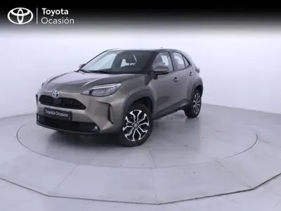 Usado Toyota Yaris Cross Active 116 CV (85 kW) 2022 Marrón SUV