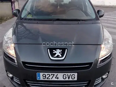 Usado Peugeot 5008 Sport 110 CV (80 kW) 2010 Negro Monovolumen