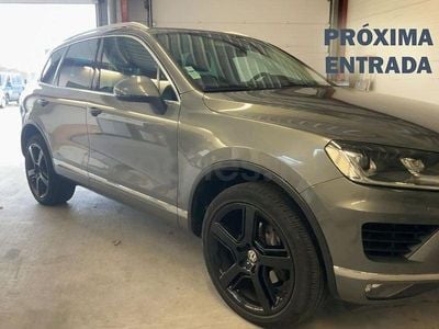 Usado VW Touareg 262 CV (192 kW) 2016 Gris / plata SUV