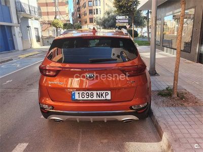 Usado Kia Sportage GT-Line 177 CV (130 kW) 2021 Rojo SUV