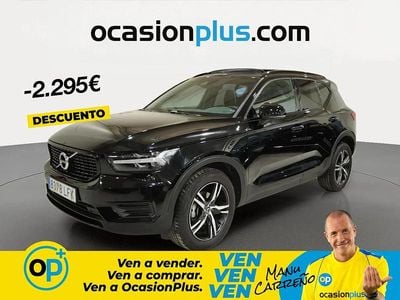 Käytetty Volvo XC40 R-Design 150 HP (110 kW) 2020 Musta Katumaasturi