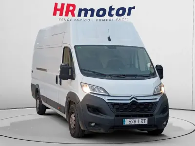 Usado Citroën Jumper 140 CV (102 kW) 2021 Blanco Monovolumen