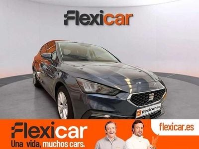 Usado Seat Leon Style 131 CV (96 kW) 2023 Gris Utilitario