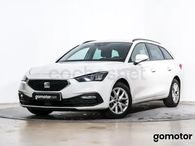 Usado Seat Leon Style 115 CV (84 kW) 2022 Blanco Familiar