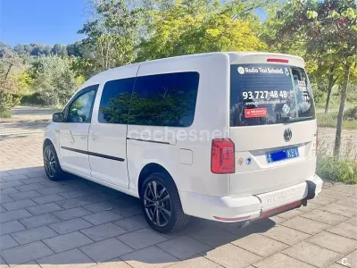 Käytetty VW Caddy Trendline 150 HP (110 kW) 2018 Valkoinen Tila-auto