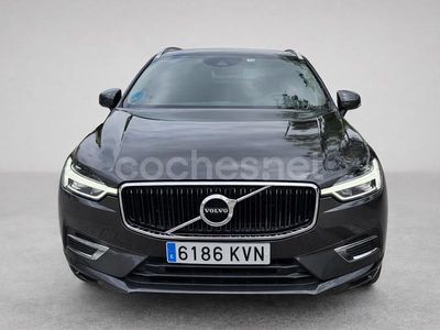 Usado Volvo XC60 Momentum 390 CV (286 kW) 2019 Gris / plata SUV
