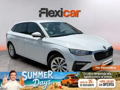 Usado Skoda Scala Selection 115 CV (84 kW) 2024 Blanco Utilitario