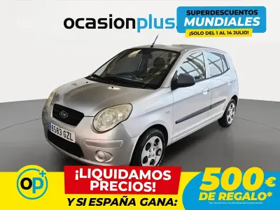 Usado Kia Picanto 62 CV (45 kW) 2010 Gris Utilitario