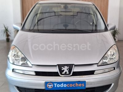 Peugeot 807