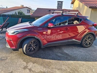Usado Toyota C-HR Advance 122 CV (89 kW) 2019 Granate SUV