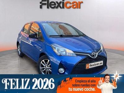 Azul Usado 2017 Toyota Yaris Active Berlina | 12.890 € (Un poco caro)