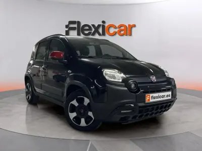 Usado Fiat Panda Red 71 CV (52 kW) 2023 Negro Utilitario