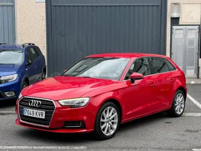 Usado Audi A3 S-Line 150 CV (110 kW) 2019 Rojo Berlina