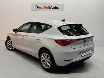 Usado Seat Leon Style 116 CV (85 kW) 2025 Blanco Berlina