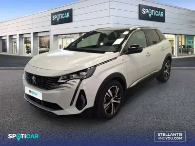 Usado Peugeot 3008 GT 131 CV (96 kW) 2021 Blanco SUV