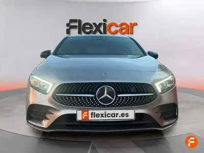 Usado Mercedes A200 163 CV (119 kW) 2019 Gris Berlina