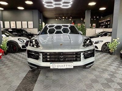Brugt Porsche Cayenne 470 HK (345 kW) 2024 Grå SUV