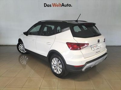 Usado Seat Arona Xperience 115 CV (84 kW) 2025 Blanco SUV