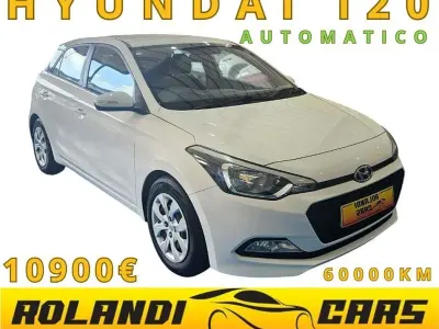 Usado Hyundai i20 101 CV (74 kW) 2017 Blanco Utilitario