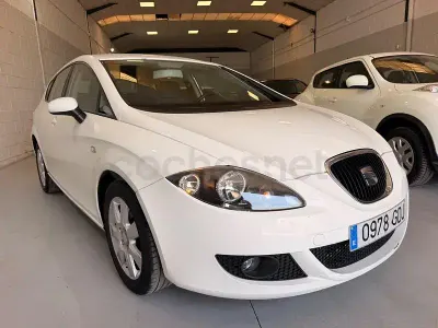 Usado Seat Leon Reference 105 CV (77 kW) 2008 Blanco Utilitario