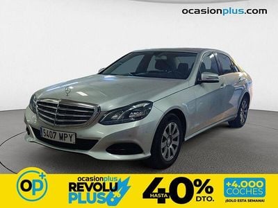 Usado Mercedes E200 136 CV (100 kW) 2015 Gris plata Berlina
