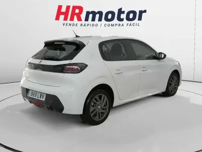 Usado Peugeot 208 Active 102 CV (75 kW) 2022 Blanco Utilitario