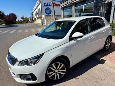 Usado Peugeot 308 Style 131 CV (96 kW) 2021 Blanco Berlina