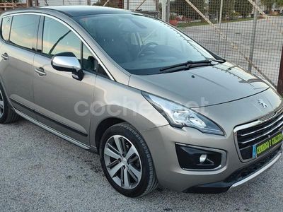 Usado Peugeot 3008 Allure 120 CV (88 kW) 2016 Beige Berlina