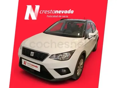 Usado Seat Arona Style 90 CV (66 kW) 2019 Blanco SUV
