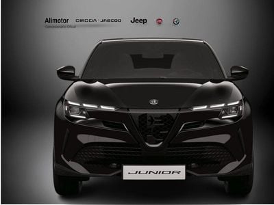 Nuevo Alfa Romeo Junior Edizione Speciale 145 CV (106 kW) 2025 Negro SUV