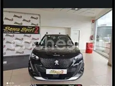 Usado Peugeot 2008 GT-line 130 CV (95 kW) 2020 Negro SUV