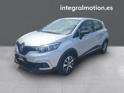Usado Renault Captur Zen 89 CV (65 kW) 2019 Gris SUV