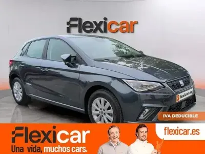 Usado Seat Ibiza Style 80 HP (58 kW) 2023 Cinzento Citadino