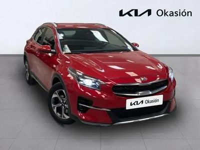 Käytetty Kia XCeed 120 HP (88 kW) 2021 Punainen Katumaasturi