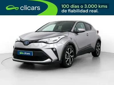 Usado Toyota C-HR Advance 122 CV (89 kW) 2021 Gris / plata SUV