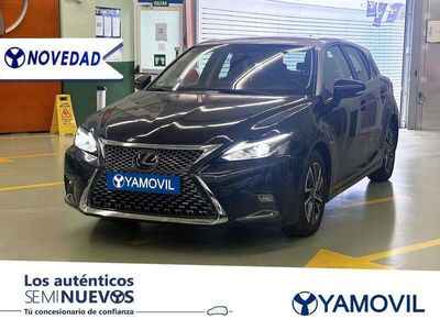 Lexus CT200h