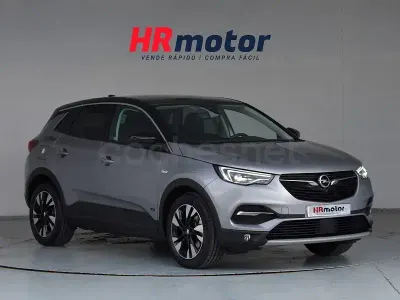 Usado Opel Grandland X Ultimate 181 CV (133 kW) 2021 Gris / plata SUV