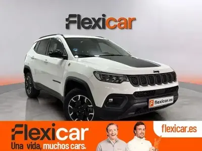 Usado Jeep Compass Trailhawk 240 CV (176 kW) 2022 Blanco SUV