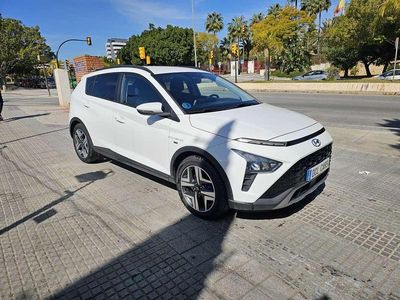 Usado Hyundai Bayon 101 CV (74 kW) 2021 Blanco SUV