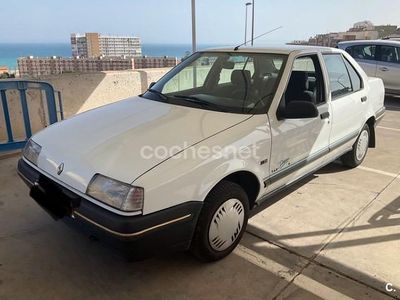 Blanco Usado 1990 Renault R9 Berlina | 2000 €