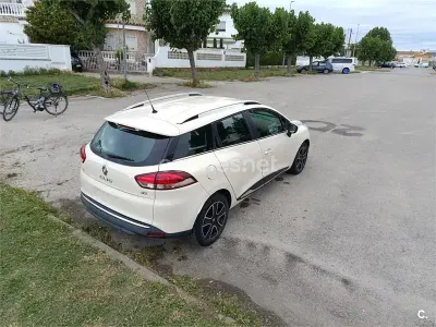 Usado Renault Clio Dynamique 90 CV (66 kW) 2016 Beige Familiar