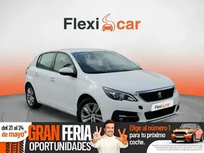 Usado Peugeot 308 Active 110 HP (80 kW) 2021 Branco Sedan