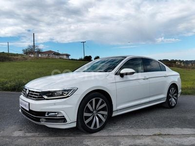 Usado VW Passat Sportline 150 CV (110 kW) 2016 Blanco Berlina
