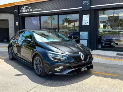 Usado Renault Mégane IV Trophy 300 CV (220 kW) 2020 Negro Utilitario