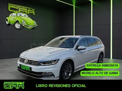 Usado VW Passat Sportline 150 CV (110 kW) 2018 Blanco Familiar