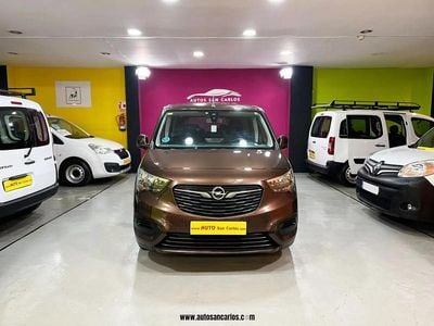 Usado Opel Combo Expression 105 CV (77 kW) 2018 Marrón Monovolumen