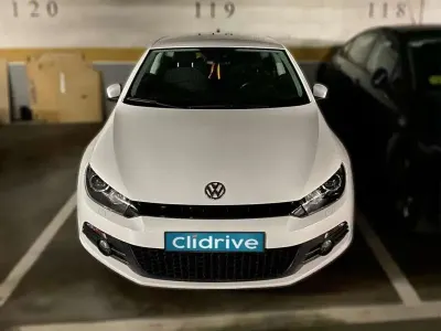 Usado VW Scirocco 140 CV (102 kW) 2011 Blanco Coupe
