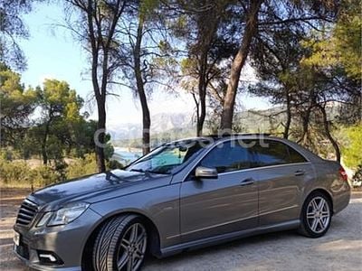 Usado Mercedes E250 204 CV (150 kW) 2010 Gris / plata Berlina