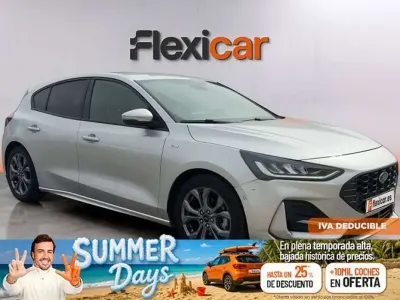 Usado Ford Focus ST-Line 155 CV (114 kW) 2023 Gris Berlina
